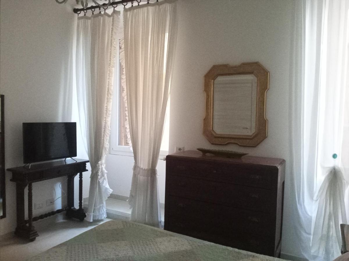 La Corte Di Paola 1 E 2 Villa Genova Eksteriør bilde